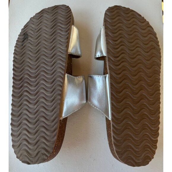 Time & Tru Metallic Silver Sandals w/Tan Cork Bottom Women's Size 9 (READ) - Picture 4 of 12